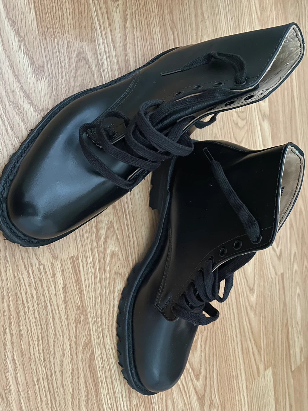 Dayton Black Leather Lace-Up Boots