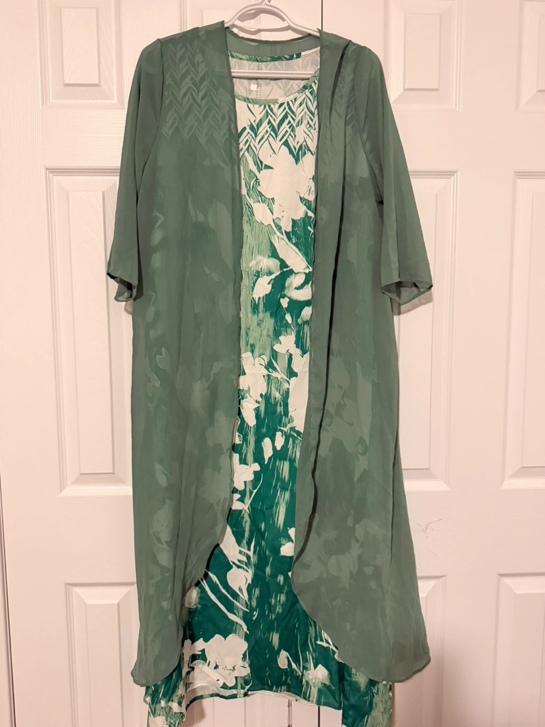 Xl Green Floral Maxi Dress with Matching Duster - photo 2