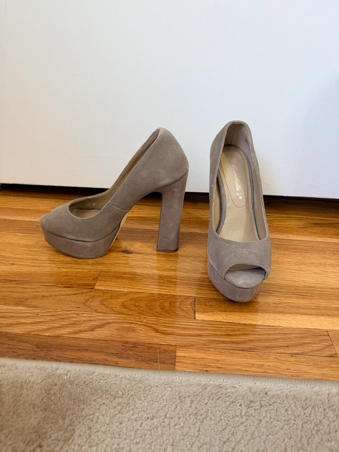 Brechelle's Peep Toe Heels - photo 2