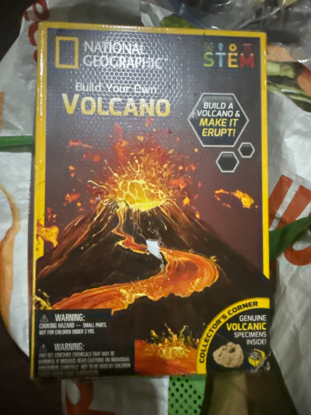 National Geographic Build Your Own Volcano STEM Kit