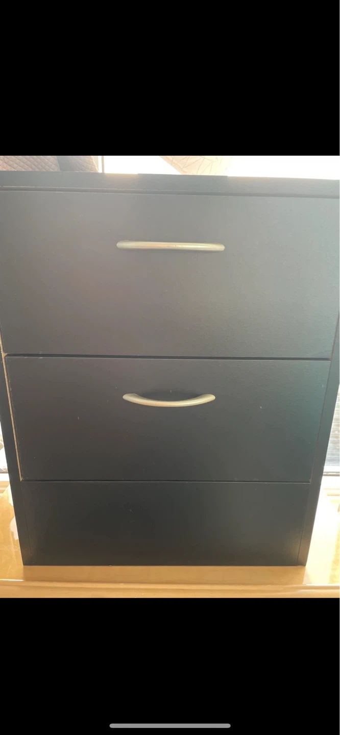 2-Drawer Dressers
