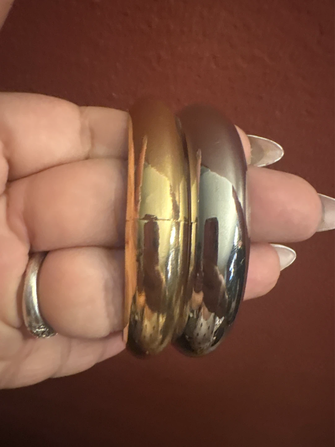 New Set of 2 Bangle Bracelets - Gold Tone & Silver Tone - photo 4