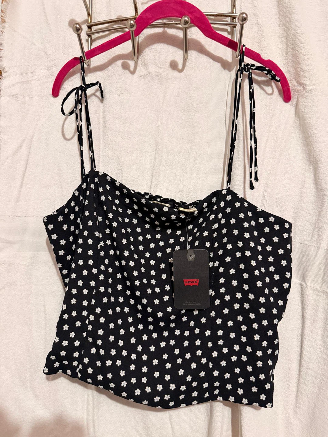 Levi's Black Floral Print Crop Top