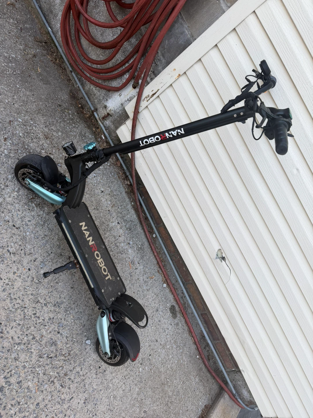Nanrobot Electric Scooter - photo 2
