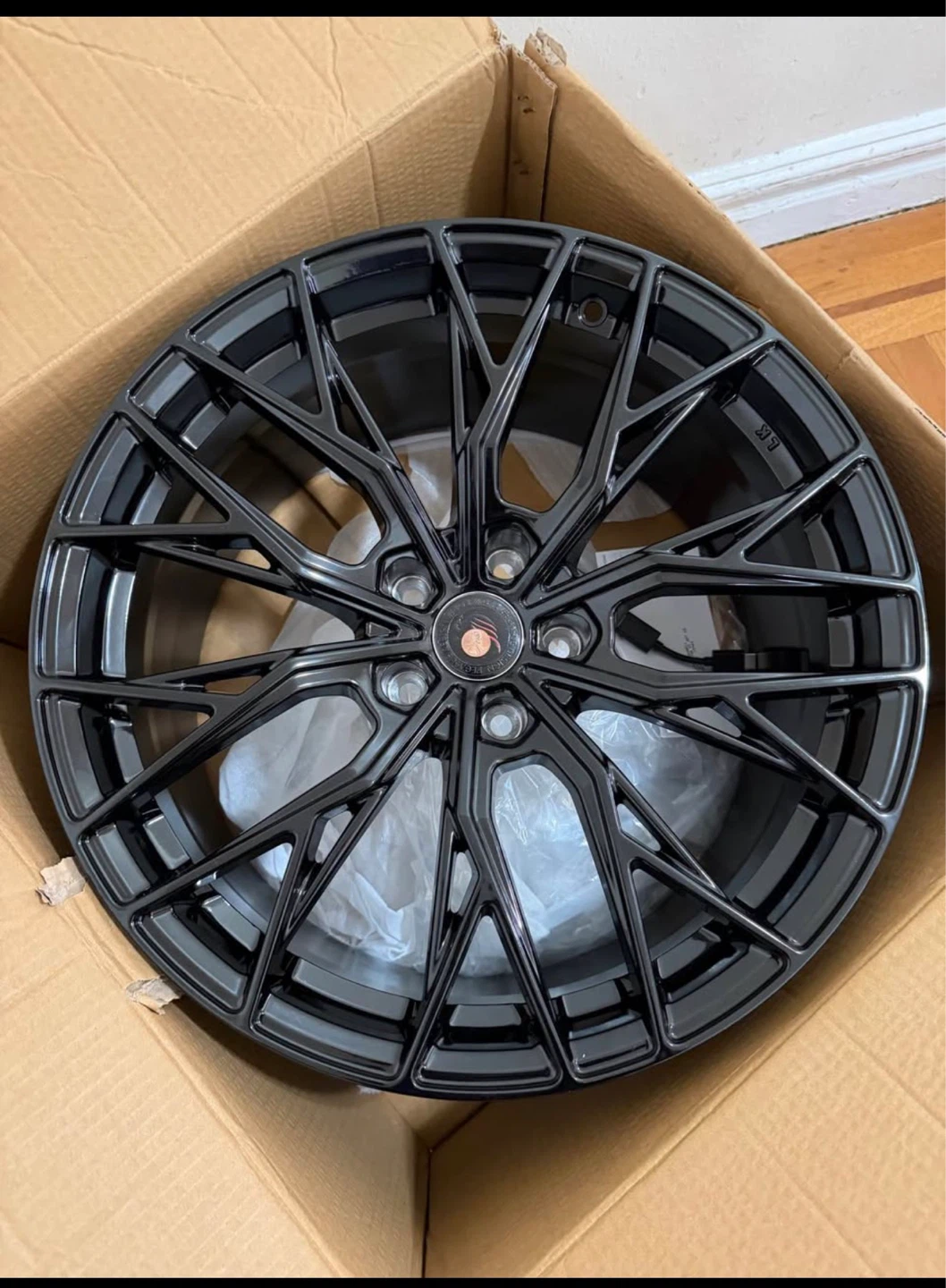 19" Racing Power Flow Form FF-06 Wheels (Piano Black)