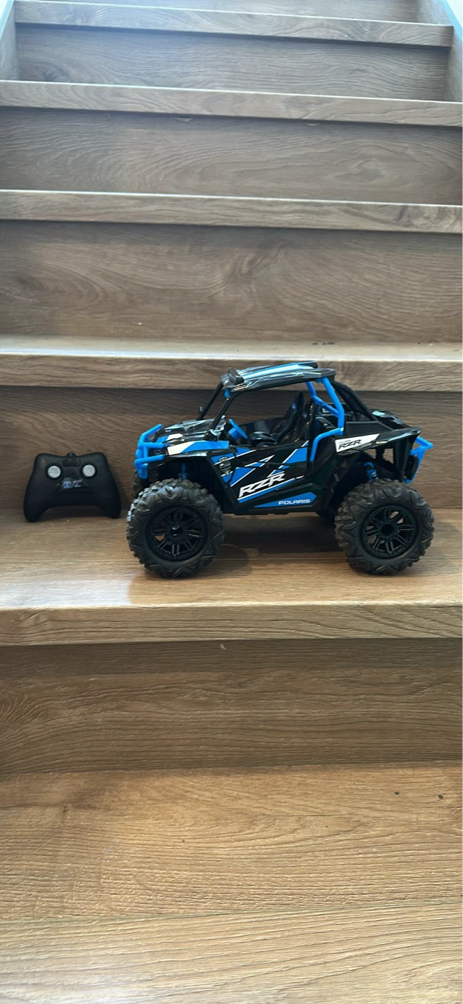 New Bright RC 1:14 Scale Remote Control Car Polaris RZR 2.4GHz