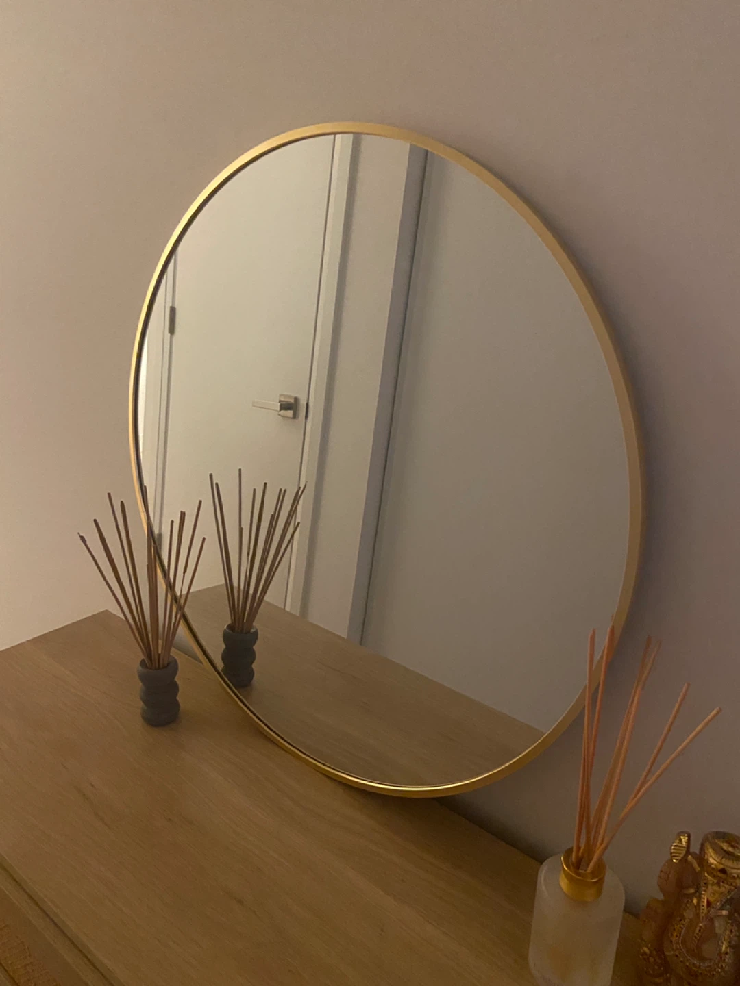 Round Gold Metal Framed Mirror - photo 2