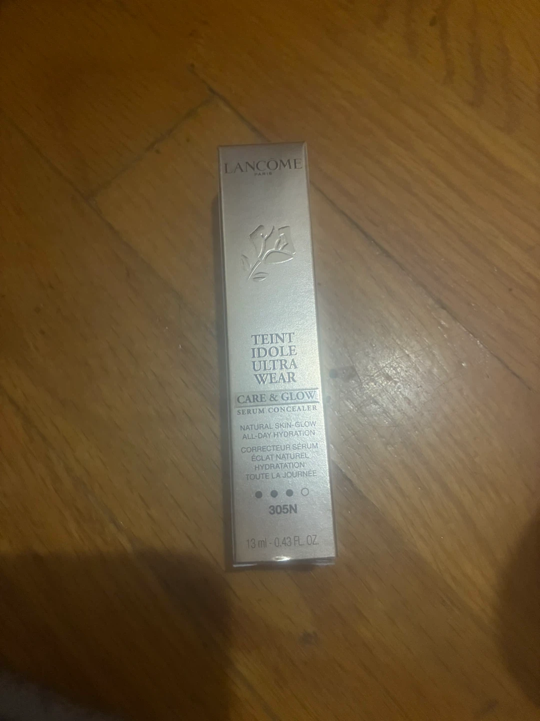 Lancome Teint Idole Ultra Wear Care & Glow Serum Concealer 305N