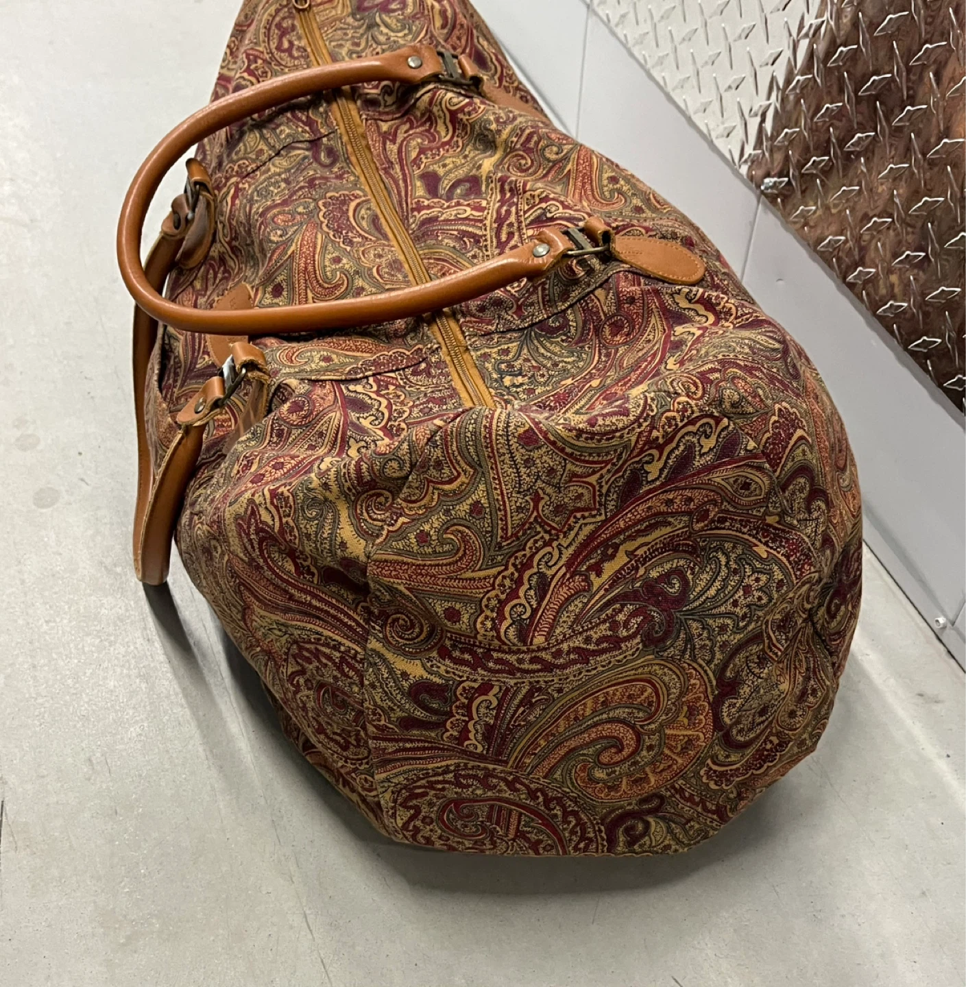 Beechers Brook Paisley Duffle Bag - photo 4