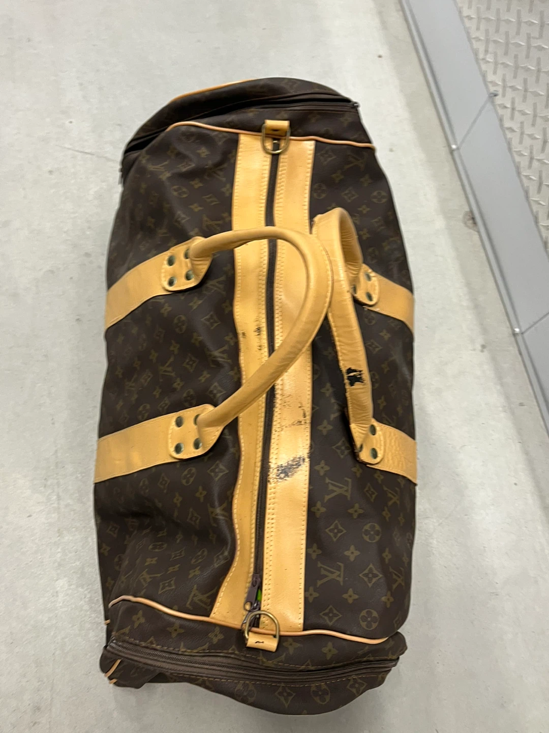 Faux Louis Vuitton Monogram Keepall Duffle Bag - photo 3