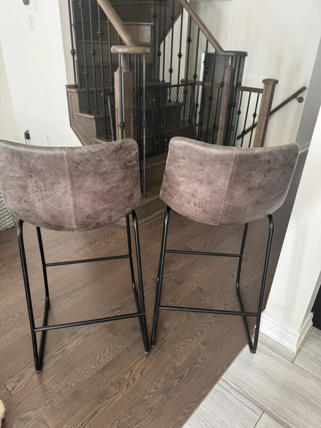 Set of 2 Grey Bar Stools - photo 2