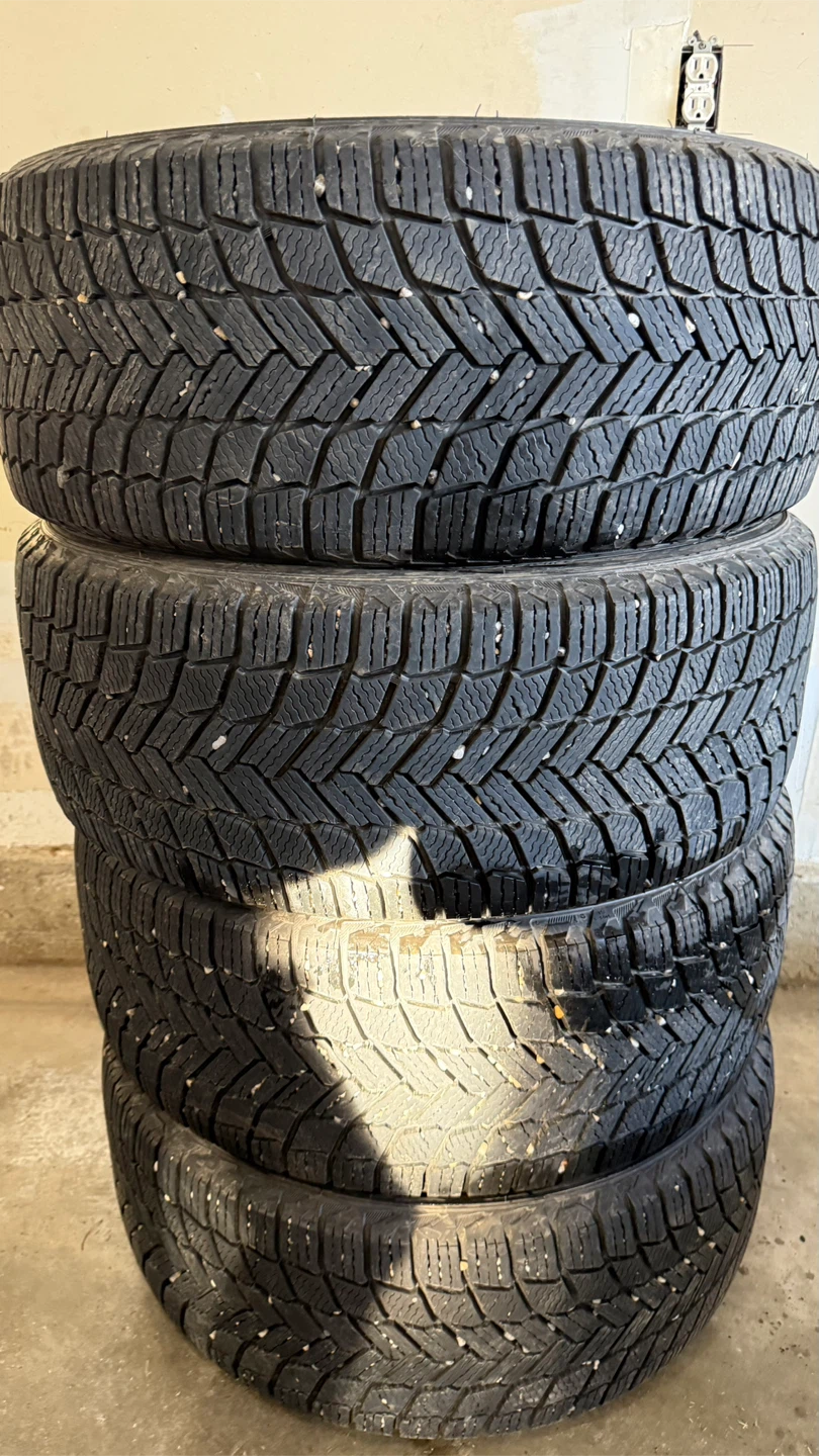 4 Michelin X-Ice Snow Winter Tires - 245/45R19 - photo 2