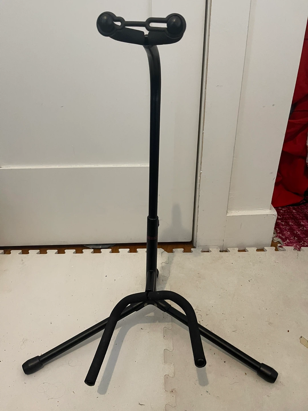 Black Guitar/banjo Stand - photo 3