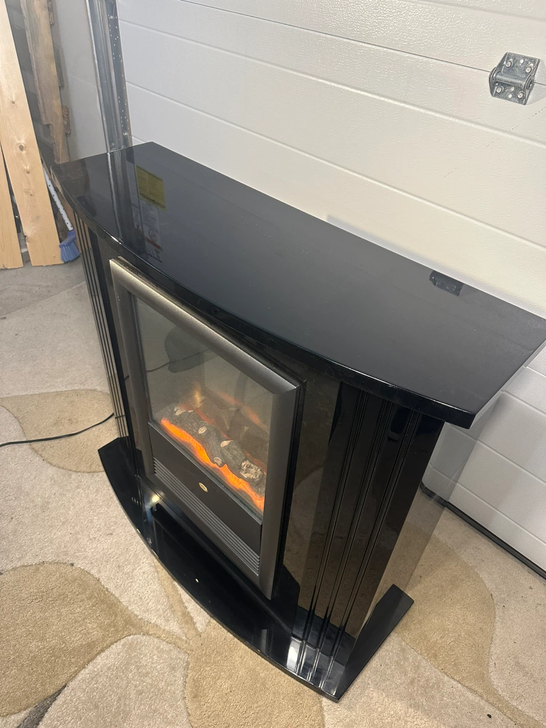 Black Electric Fireplace – Stylish & Modern Heating Unit - photo 2