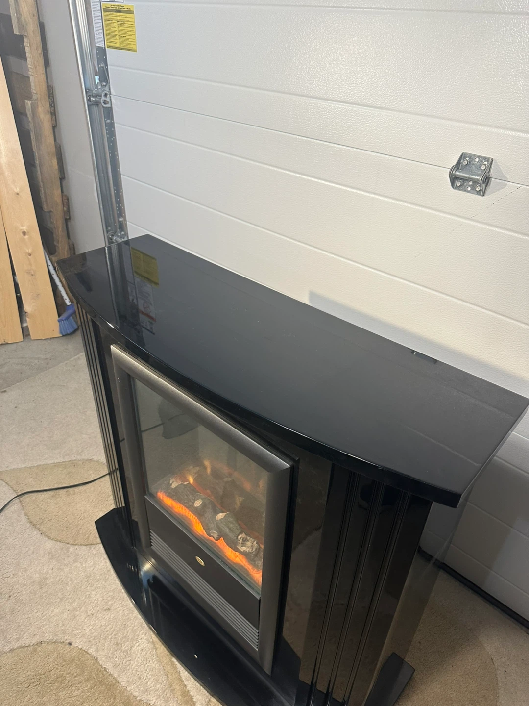 Black Electric Fireplace – Stylish & Modern Heating Unit - photo 5