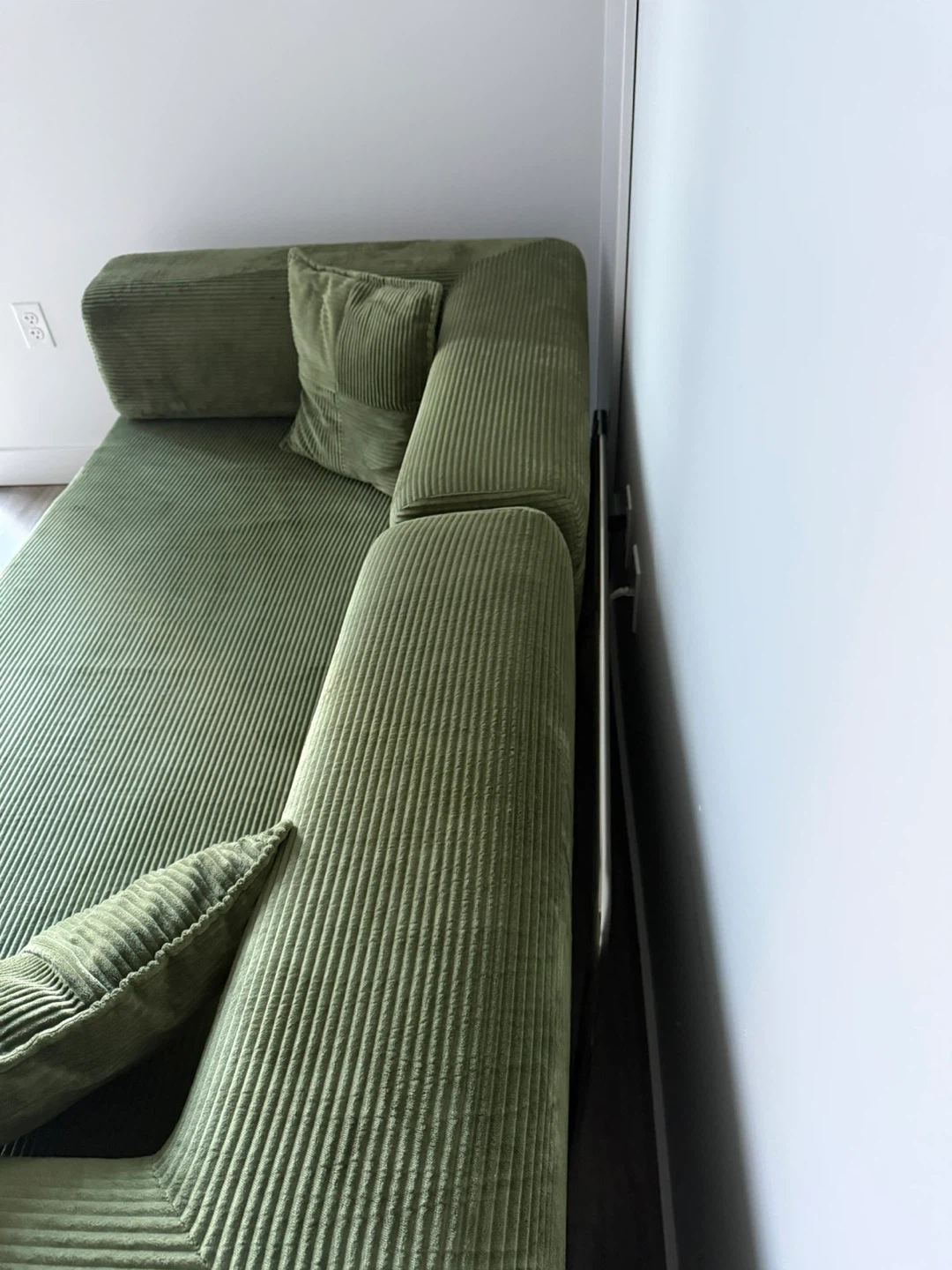 Green Sectional Sofa - photo 3