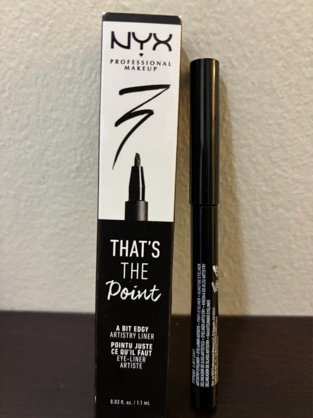 NEW-NYX Professional Makeup That's The Point Artistry Liner