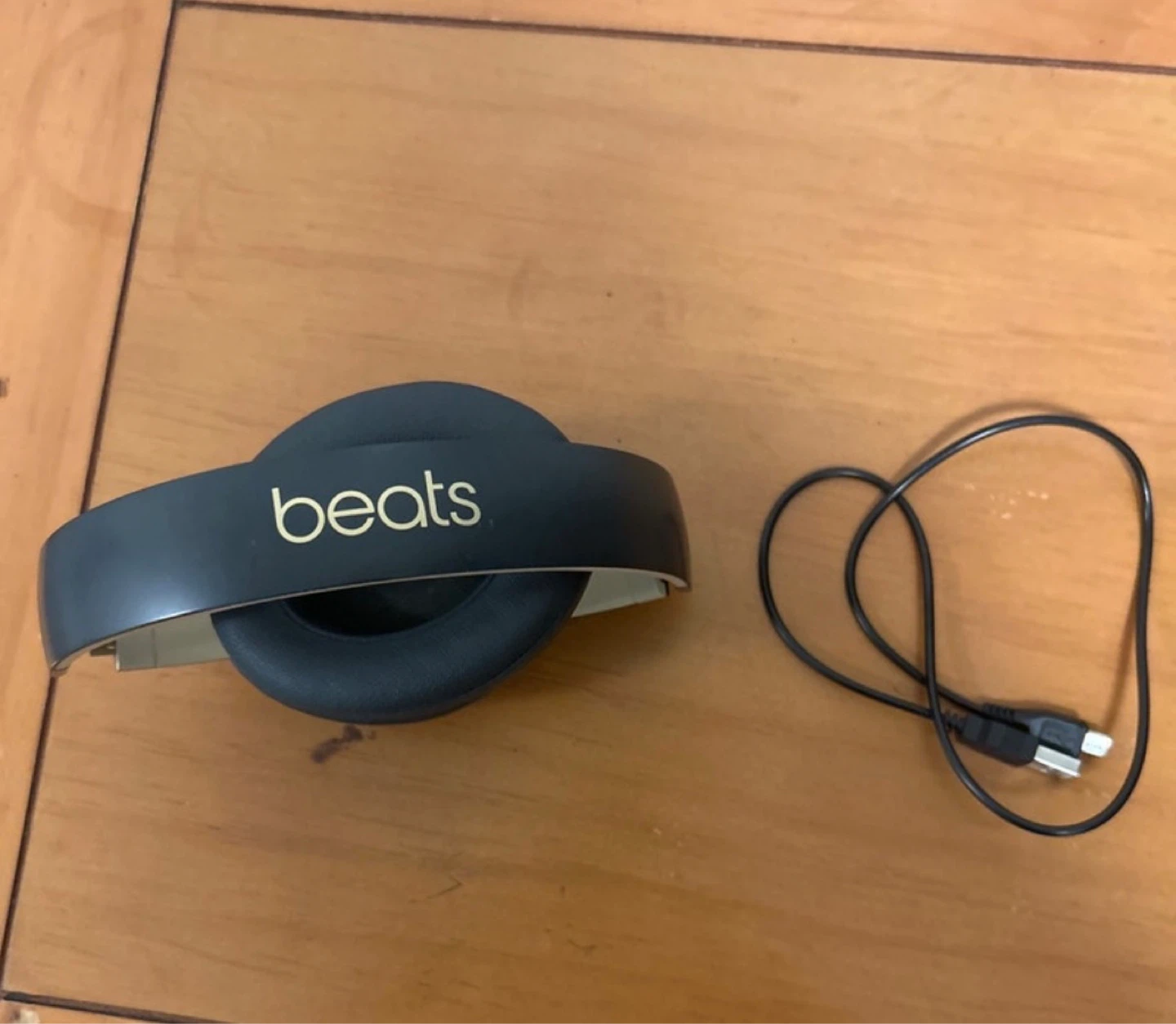 Beats Studio3 Wireless Over-Ear Headphones - Matte Black - photo 3