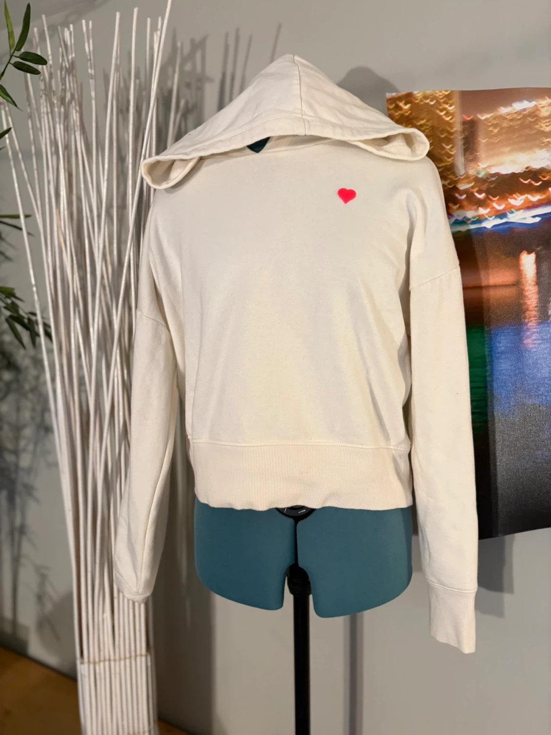 A New Day Cream Heart Hoodie - Medium - photo 5