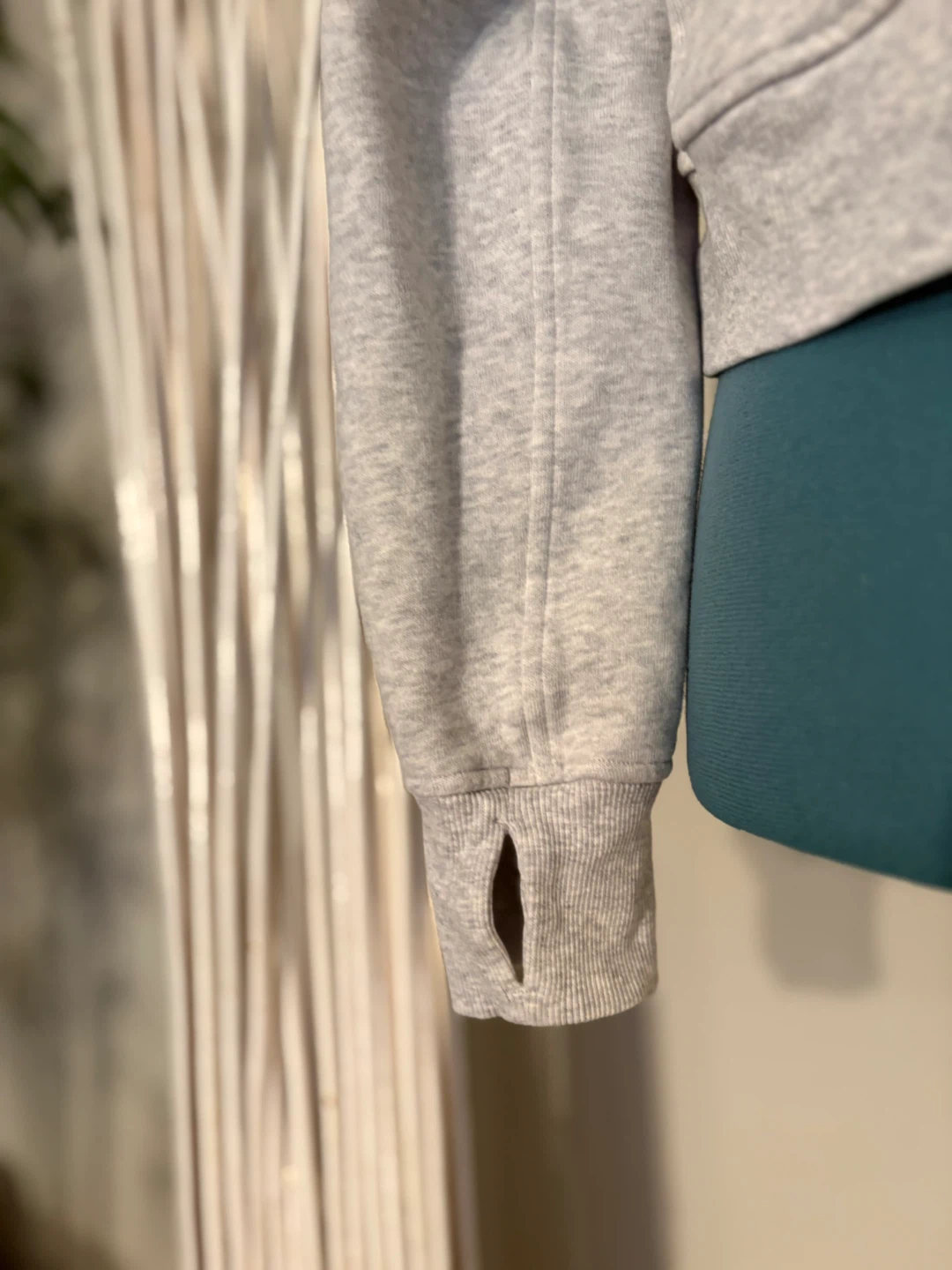 Lululemon Grey Hoodie XS/S - photo 5