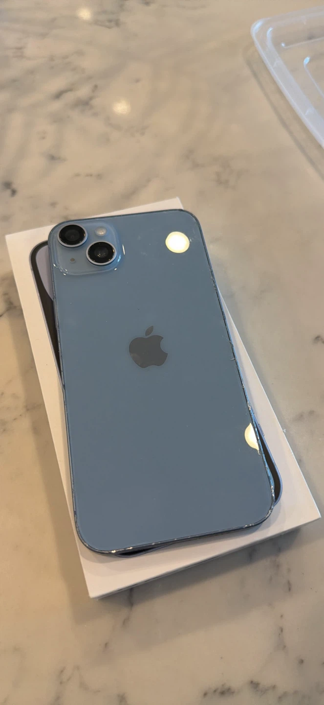 Apple iPhone 14