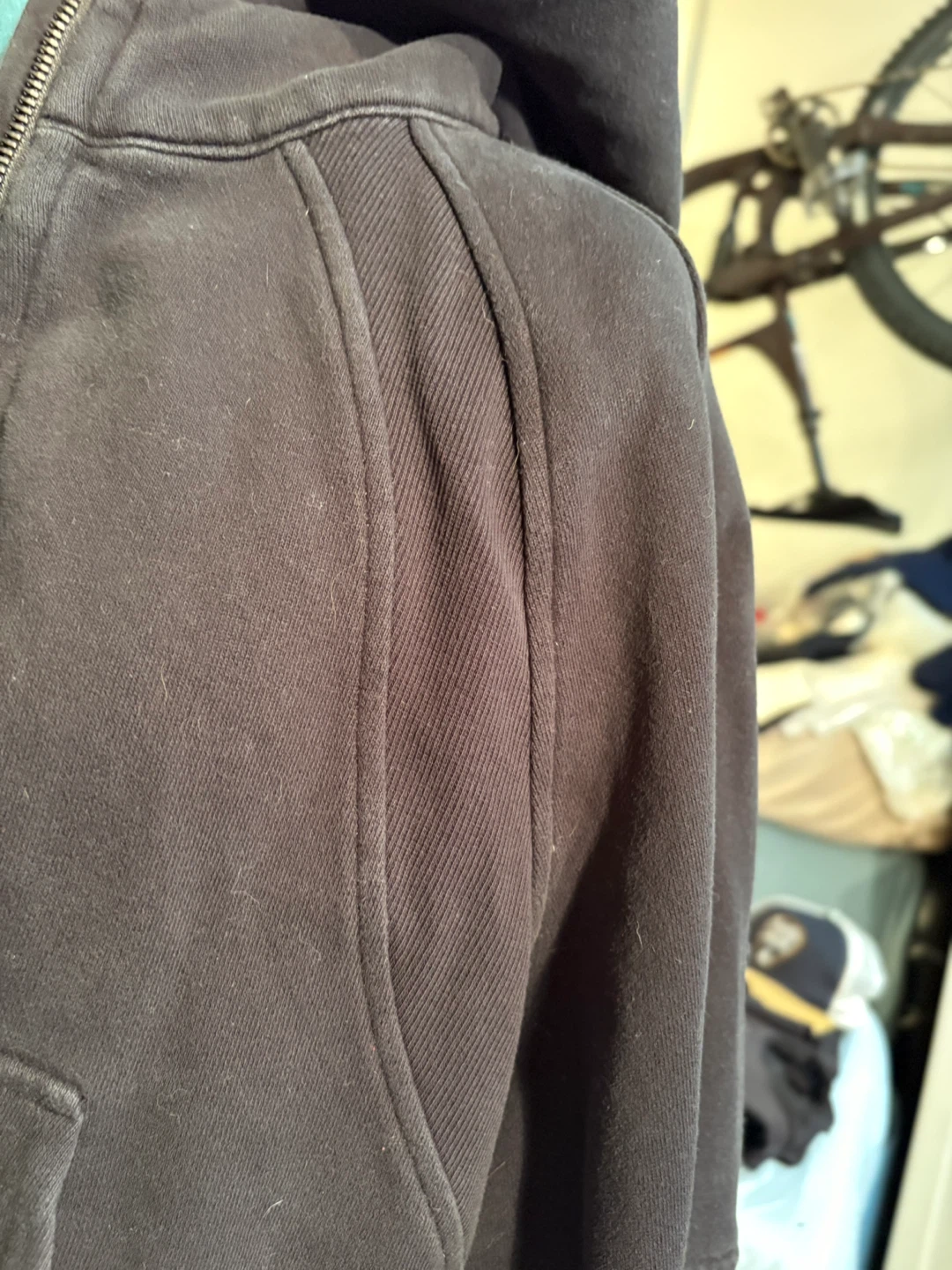 Black Cropped Hoodie