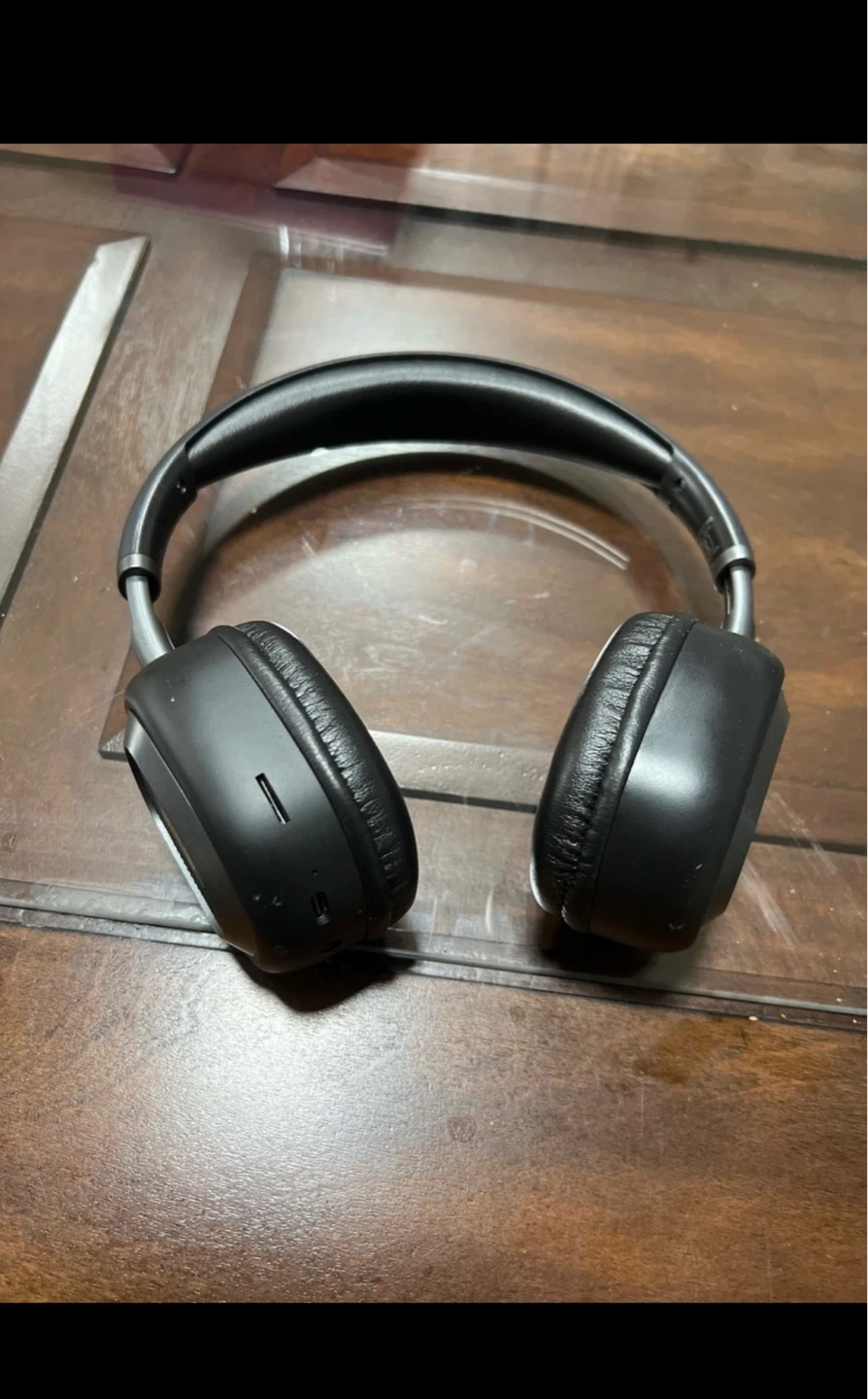 Black JBL Wireless Headphones - photo 3