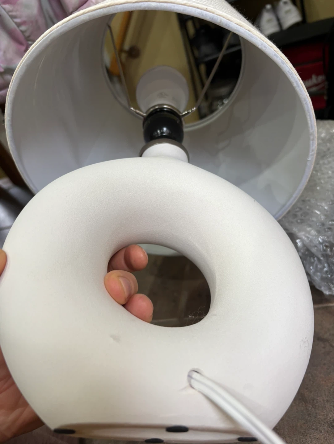 White Donut Table Lamp with Rope Shade - photo 3
