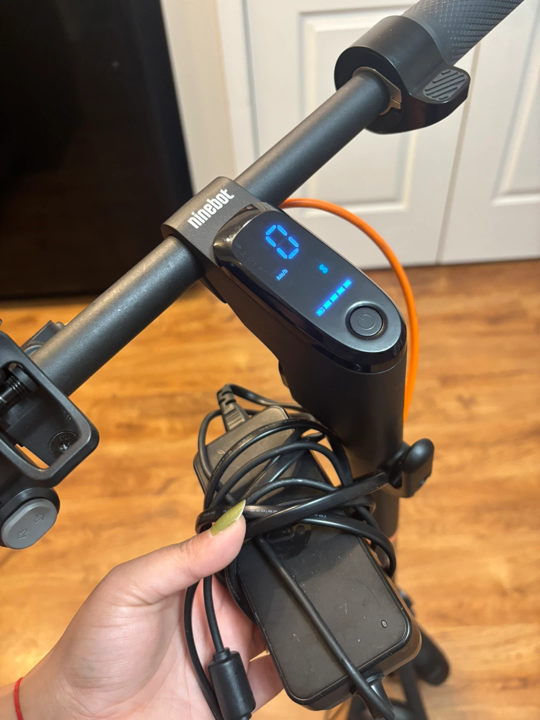Segway Ninebot KickScooter F2 Plus Electric Scooter 🛴 - photo 5