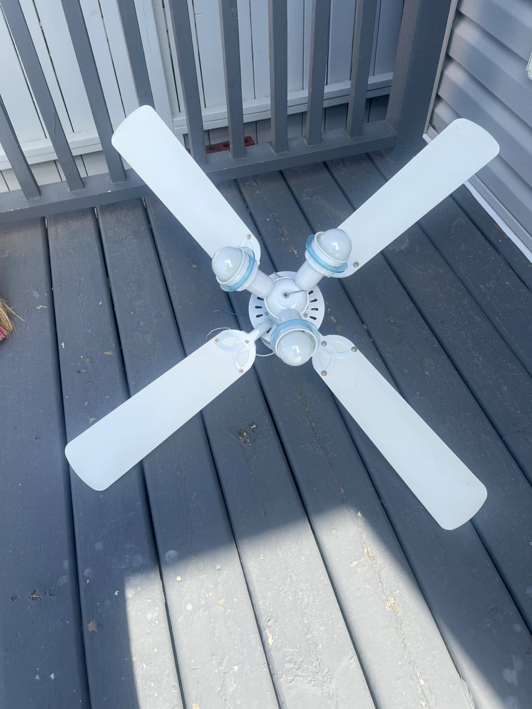 White 4-Blade Ceiling Fan with Light Fixture - photo 3