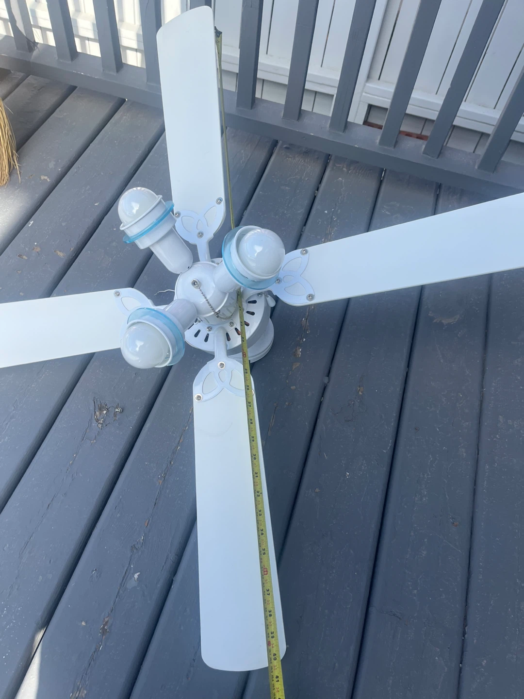 White 4-Blade Ceiling Fan with Light Fixture - photo 4