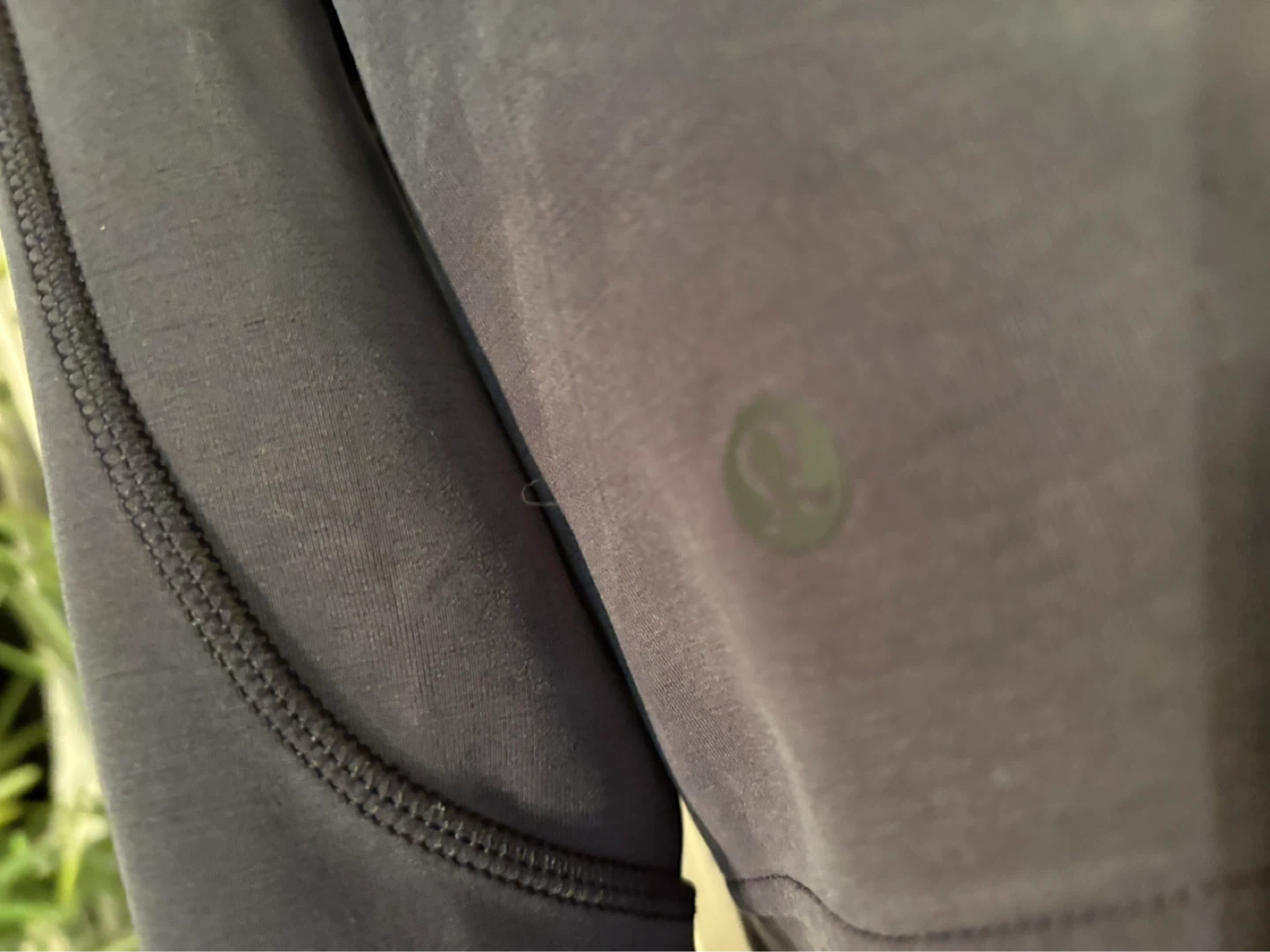 Lululemon Grey Cropped Hoodie Size 2 - photo 5