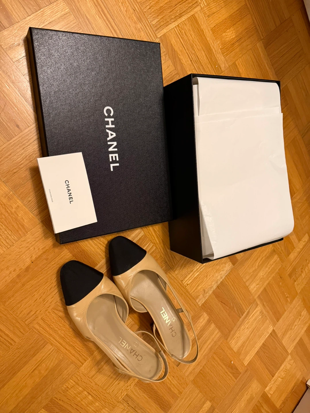 Chanel Slingback Heels Beige/Black Size 38.5 - photo 5