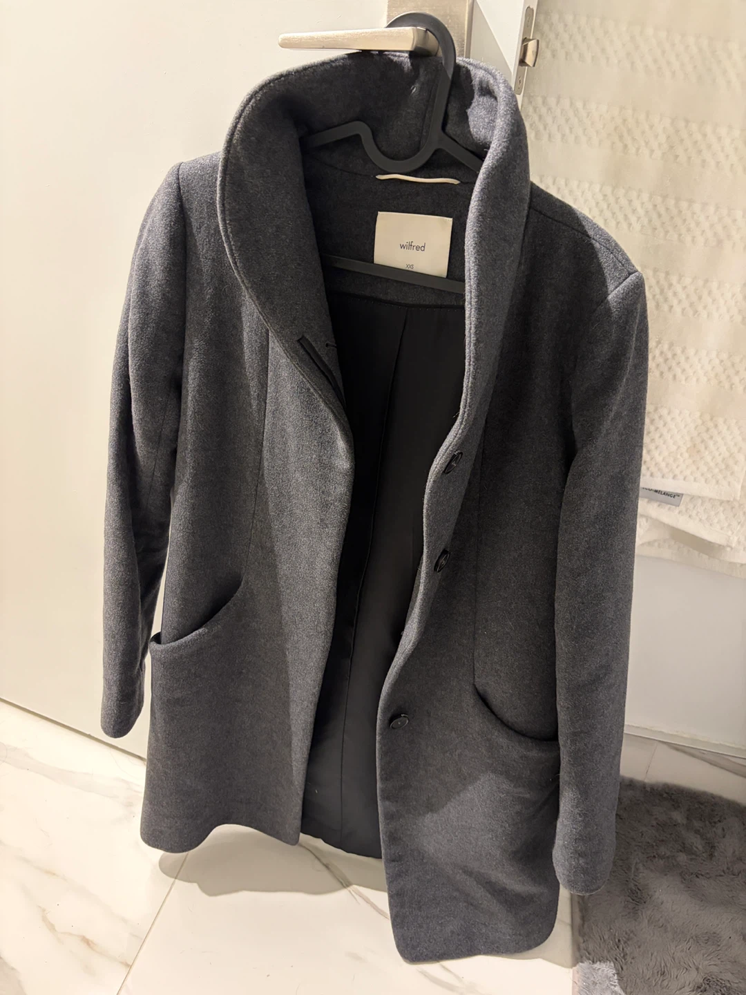 Aritzia cocoon coat - photo 2