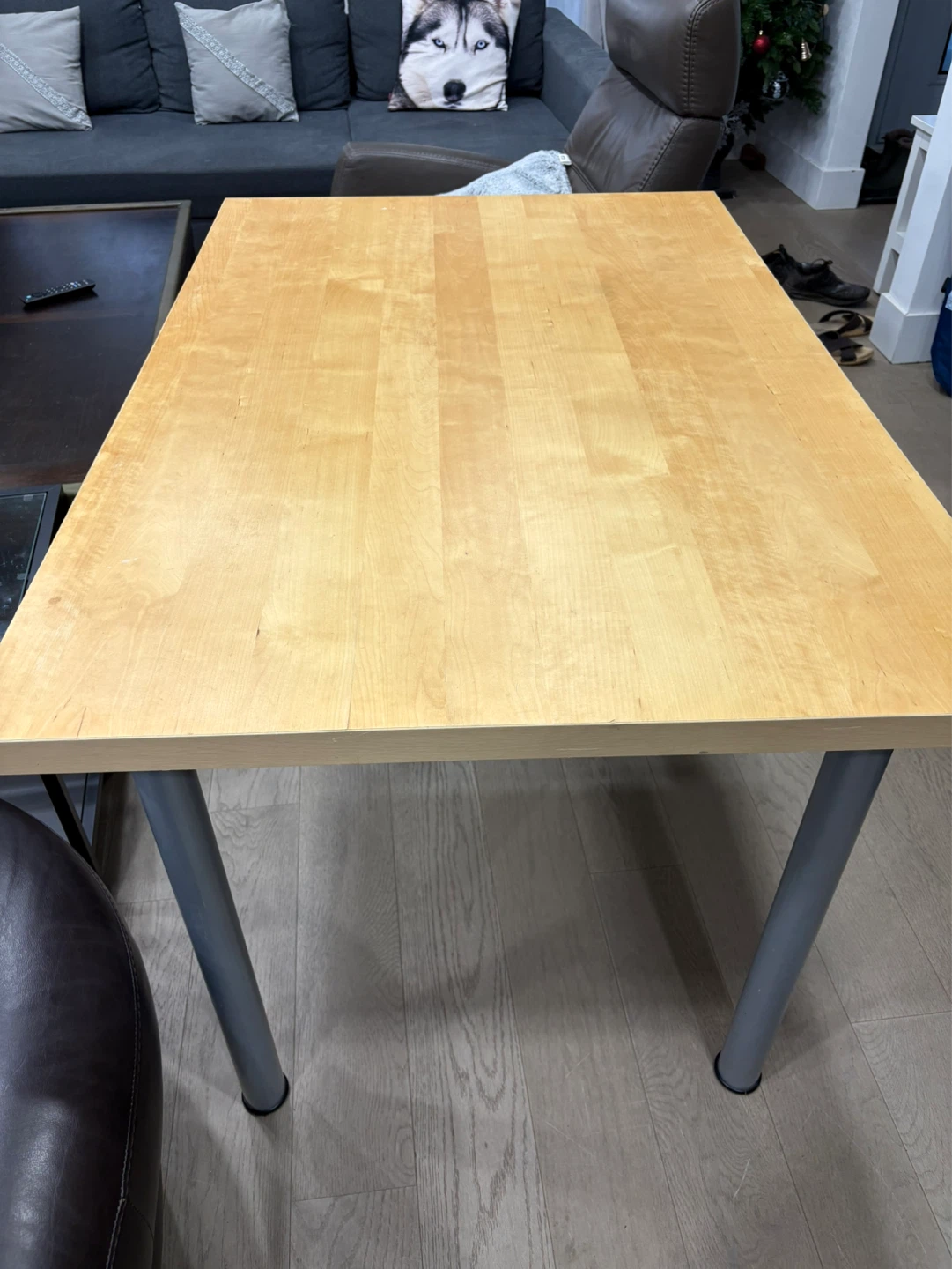 Light wood dining table with metal legs - photo 2