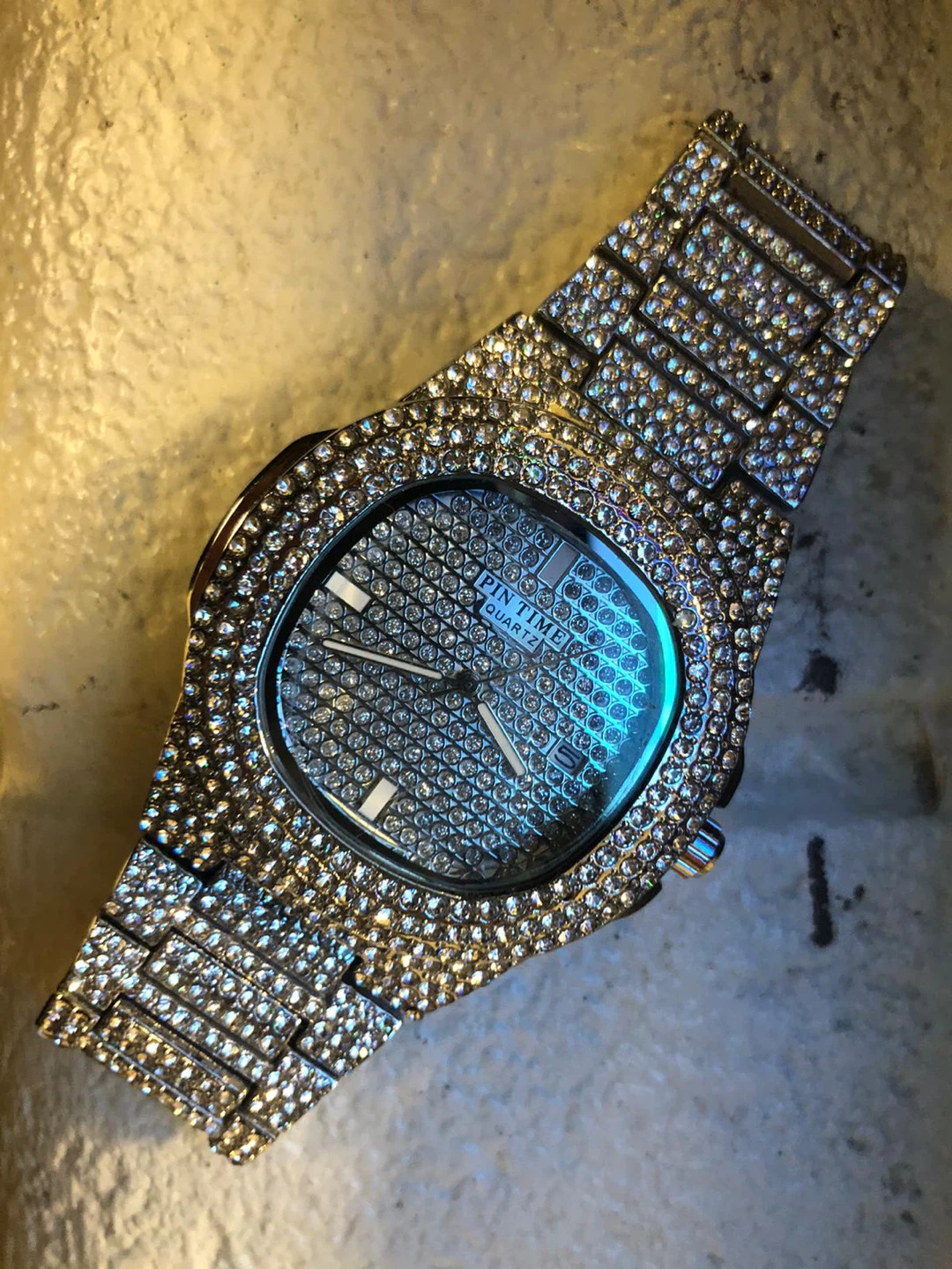Pintime Quartz Watch