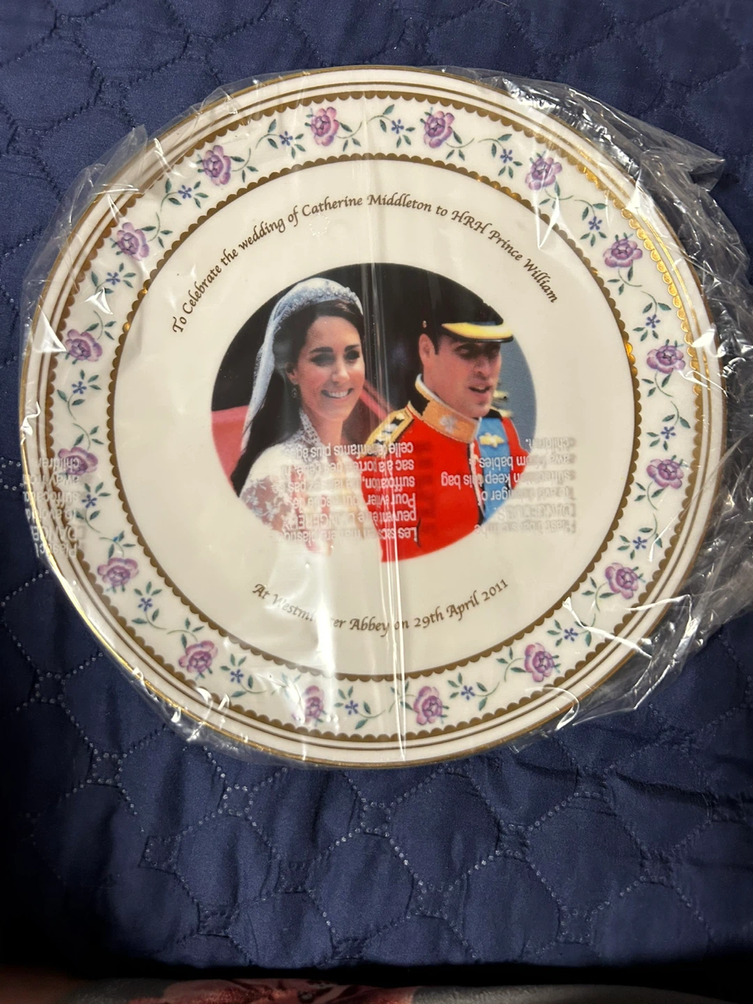 Buckingham Palace Connoisseur Collection Plate - Royal Wedding
