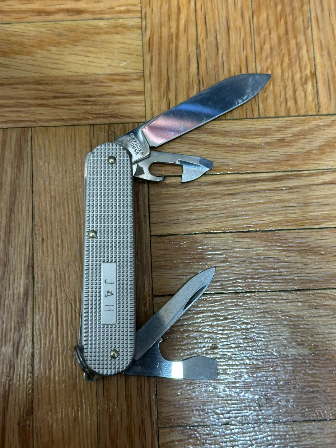 Victorinox Swiss Army Knife - photo 2