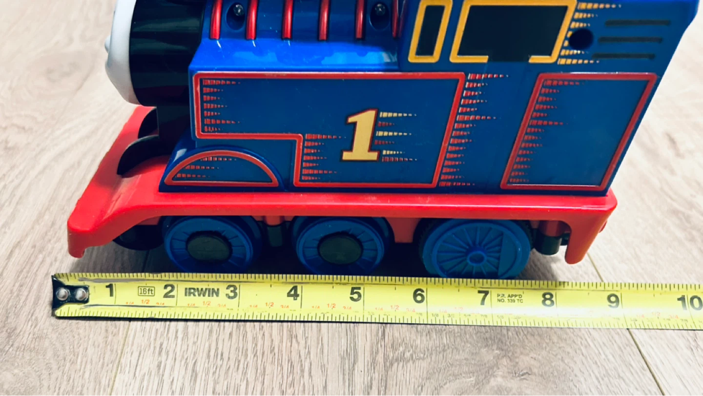Thomas the Tank Engine Toy Train – Large Push Toy 2014 - photo 4
