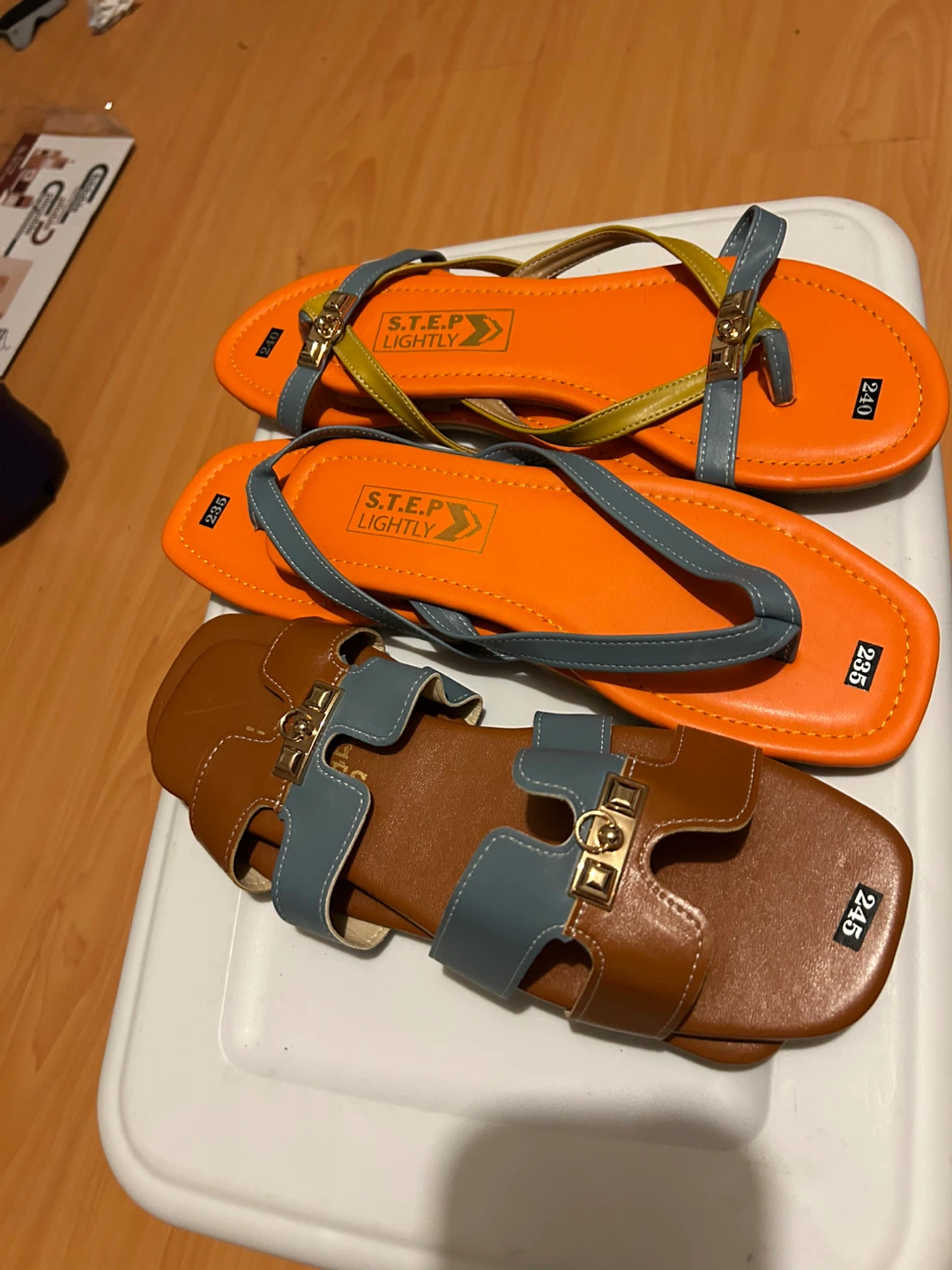 STEP LIGHTLY Sandals - photo 2