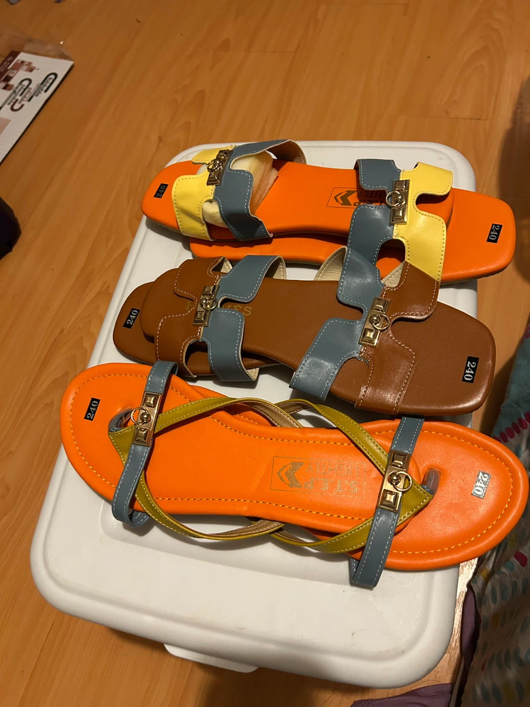 STEP LIGHTLY Women's Sandals - Size 240