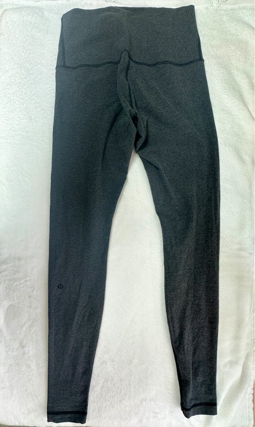 Rare VINTAGE Lululemon Wunder Under Leggings (Size 8) - photo 2