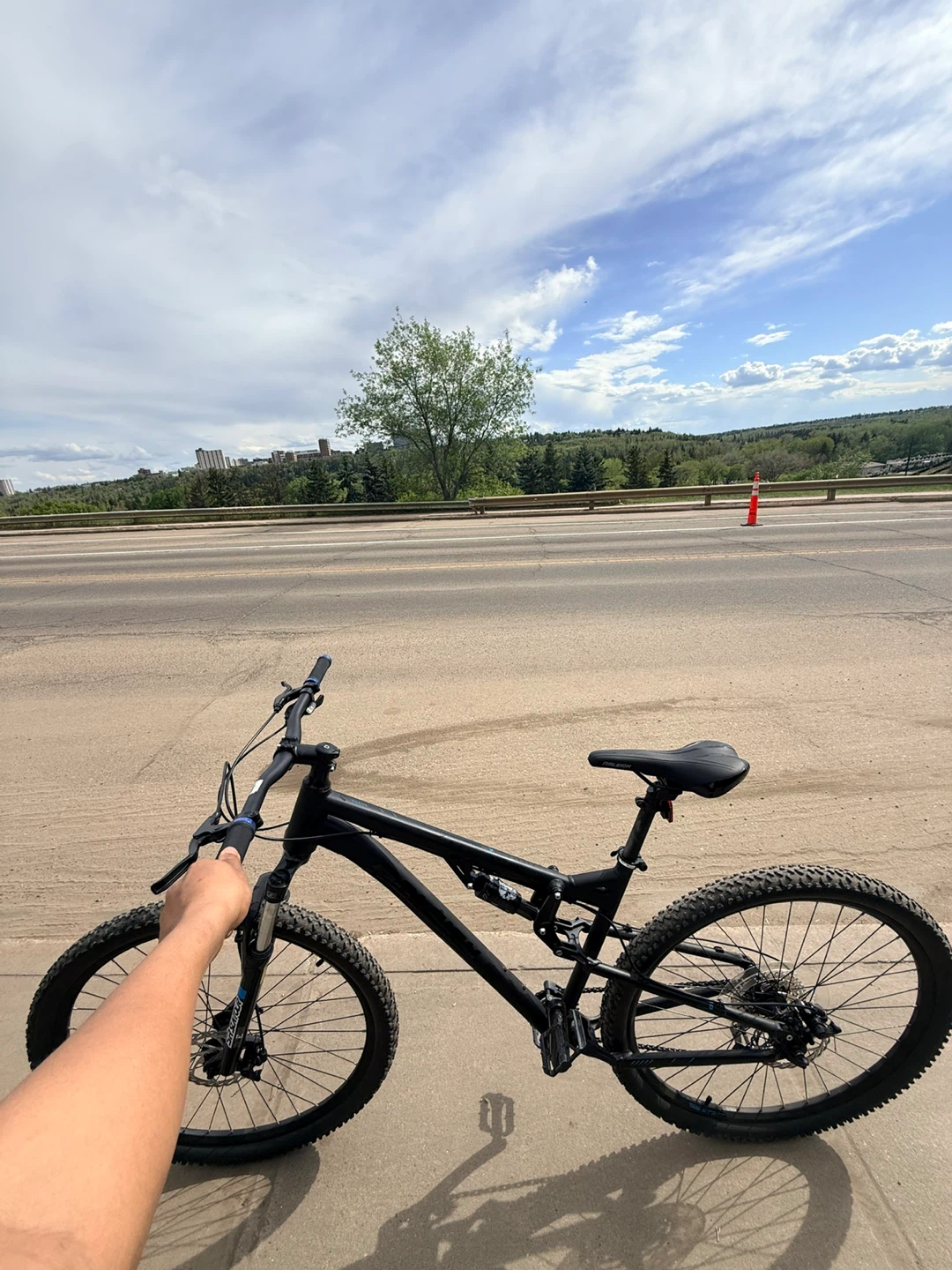 Mountain Bike Ralaigh full suspension - photo 2