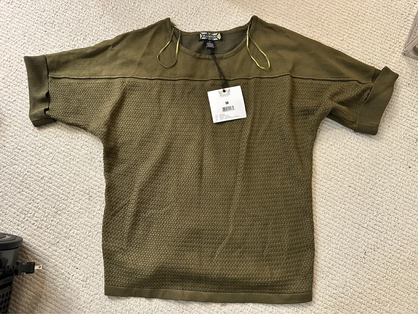 🆕 Women's Sweater M