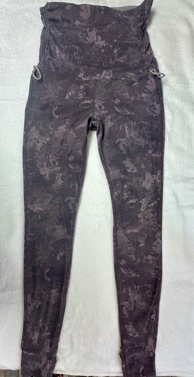 Lululemon Hug Your Core Super High-Rise Reversible Stirrup