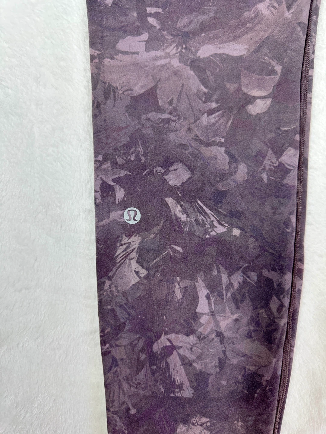 Lululemon Hug Your Core Super High-Rise Reversible Stirrup - photo 2
