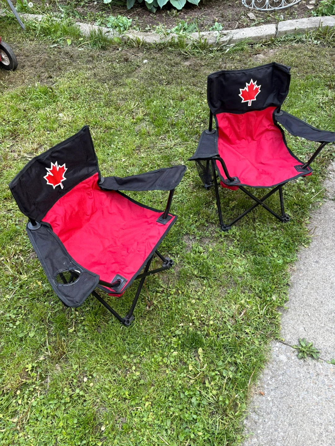 2 Red Camping kids Chairs with Canadian Maple Leaf
