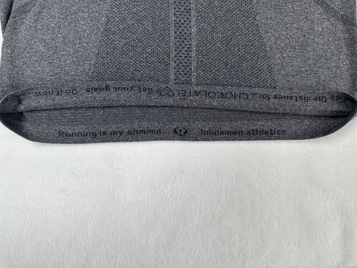 Lululemon Swiftly Tech Short Sleeved Top (Size 6) - photo 4