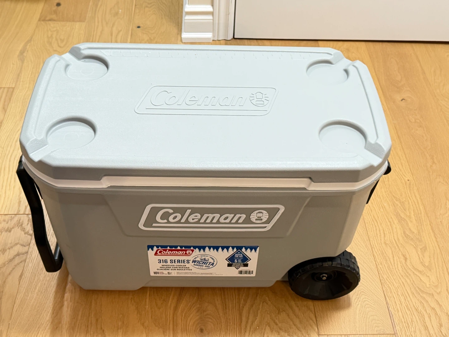 Coleman 316 Series 62-Quart Wheeled Cooler - photo 2