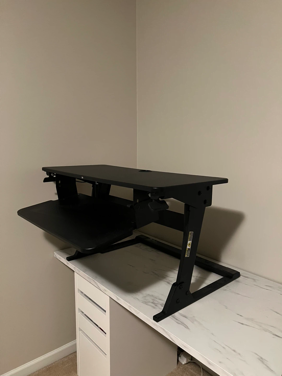 3M SD60B Precision Standing Desk Converter - photo 3